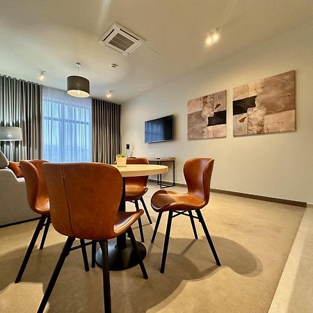 Hotel Turkus ビャウィストク エクステリア 写真