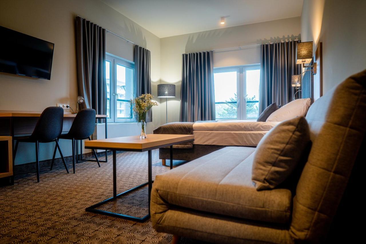 Hotel Turkus ビャウィストク エクステリア 写真